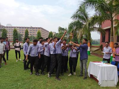 A cricket Tournament was held on 05-09-2022 and 06-09-2022 on the occassion of Teachers day. 5