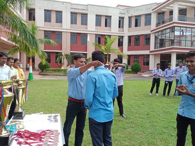 A cricket Tournament was held on 05-09-2022 and 06-09-2022 on the occassion of Teachers day. 32